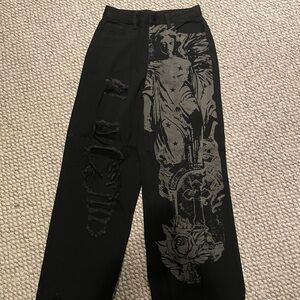 ROMWE Black Goth Print Raw Hem Straight Leg Jeans